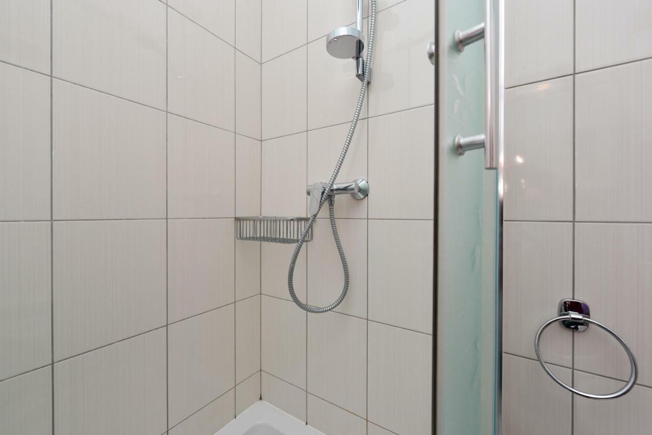 Apartments L&M Vir Ngoại thất bức ảnh